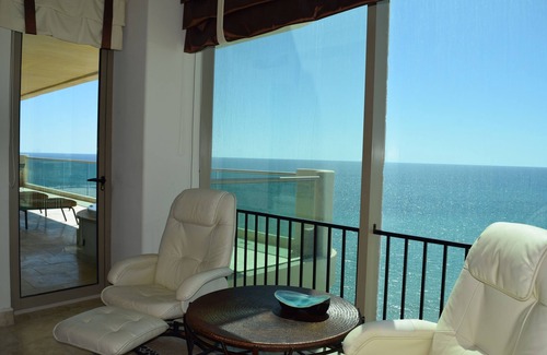 Las Conchas Condo | PRIVACY IN PARADISE with FOREVER VIEWS at the end of LAS CONCHAS