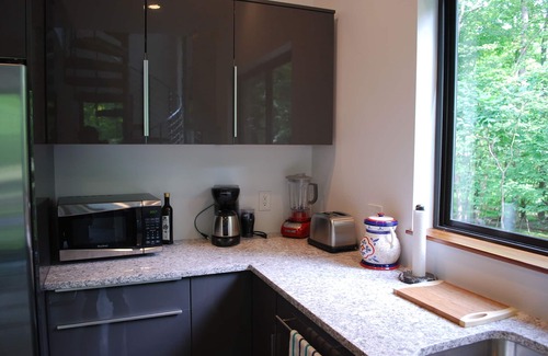 Woodstock House | Privacy & Luxury @ Heart of Woodstock w/Hot Tub