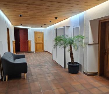 Old Town House | Privat Grosse Zimmer in Altstadt Chur -Mars
