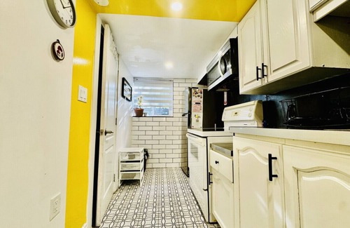 Waterloo Apartment | Private 1 BR Suite near U of W