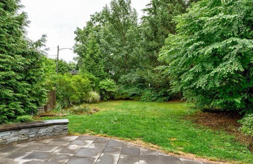 State College House | Private 2 Bedroom in the heart of State College, Walk to town & Beaver Stadium