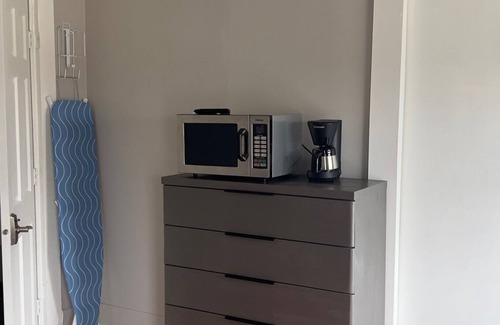 Michigan City House | Private 2-Suite Retreat In UpTown Arts District