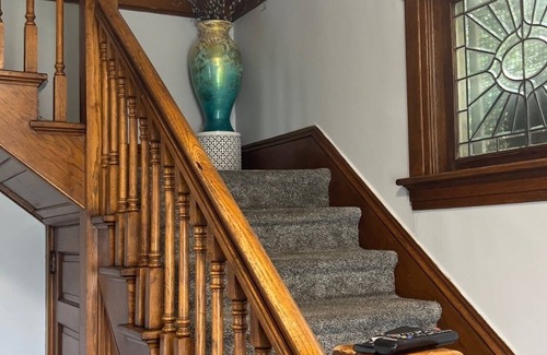 Michigan City House | Private 2-Suite Retreat In UpTown Arts District