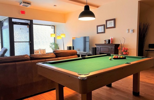 Plateau Mont Royal House | Private 3-level townhouse+24 Bed/sofa bed+Sunny Terrace&Balcony+Free Parking