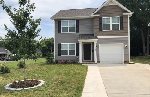 Monroe House | Private 3beds/2,5 baths house newly built in 2021/10 min to Wingate, NC