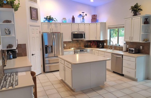 Paradise Valley Village House | PRIVATE 5 BR GATED HOME w/HEATED POOL, 2 MASTER BRS, MORE!