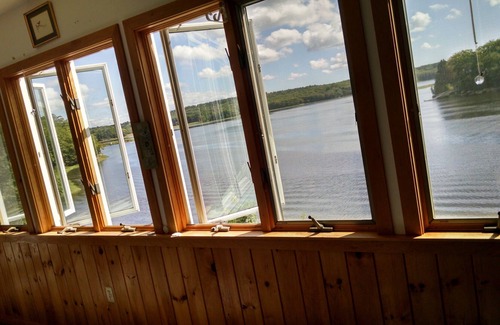 Woolwich Cottage | Private and Convenient Audubon Bring Your Fishing Pole!