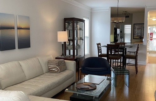 St. Simons Island Condo | Private and quiet condo on North end of SSI. 30 day minimum. n