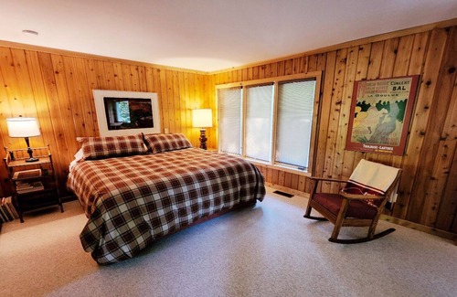 Birchwood Farms House | Private and secluded home for 8 in Birchwood Farms.