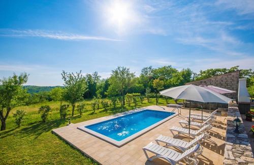 Sumber Villa | Private and secure 5000 sqm garden, pool, children's playground, only 9 km from the sea