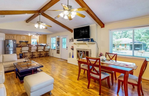 Cape Royale House | Private and serene lake-view home with beach access