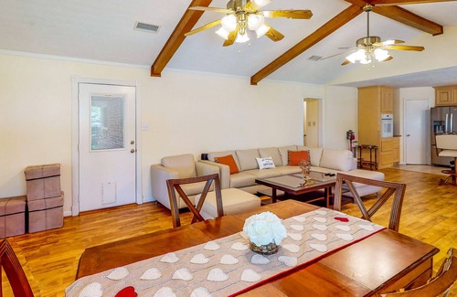 Cape Royale House | Private and serene lake-view home with beach access