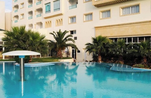 Yasmine Apartment | Private Apartment in Hotel 5★ - Ideal for Family or Business Stay