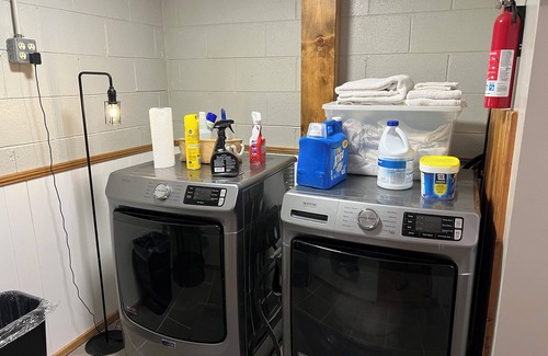 Weaverville Apartment | Private apartment in a quiet neighborhood with lots of trees and privacy.