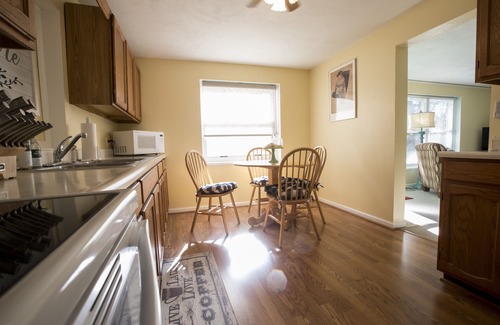 Brevard Apartment | Private Apartment in the ❤️ of Brevard, 1 Bedroom, sleeps 3,