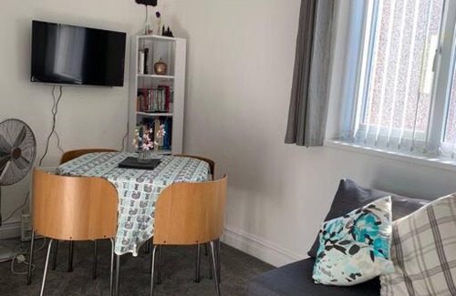 Shipley Apartment | Private apartment in Wrose, Shipley, Bradford