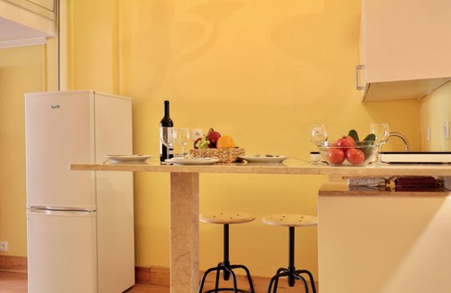 Alcantara Apartment | Private Apartment inside of a guest house