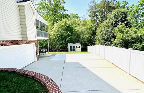 Evington Apartment | Private apartment that includes laundry facilities.Minutes from LU!
