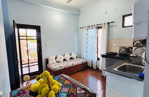 Haldwani Apartment | Private apartment with WiFi, AC, and kitchen