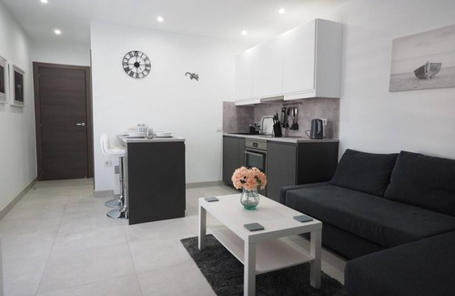 La Asomada Apartment | Private apartment with sea and mountain views, large exclusive garden, Lanzarote