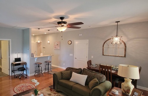 Sumter County Apartment | Private attached apartment with beautiful views and a private two car garage.
