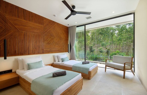 Selong Belanak Villa | Private Beach Acess