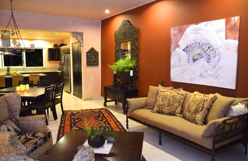 La Cruz de Huanacaxtle House | Private Beach House - Sandy Beach with Surf Break/