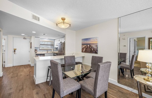 Belle Vista Condo | Private Beach | Pool & Gulf Peek Views