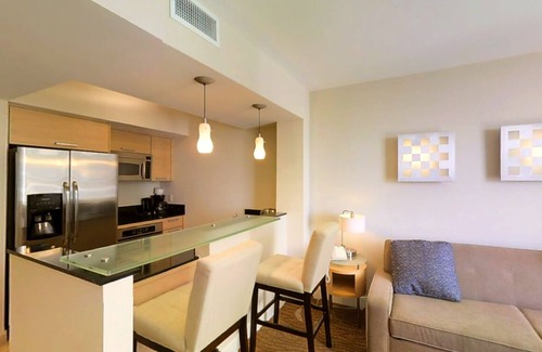Sunny Isles Beach Condo | Private Beachfront Condominium with Resort and Amenities Access