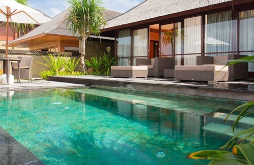 Batubulan Villa | Private Beachfront Escape – Bali Villa 1115