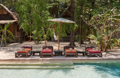 Gili Meno House | Private Beachfront Home in Gili with the Best Snorkeling Spot at Your Doorstep