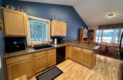 Wetmore House | Private, Beautiful Lake Front Home in Prime Location