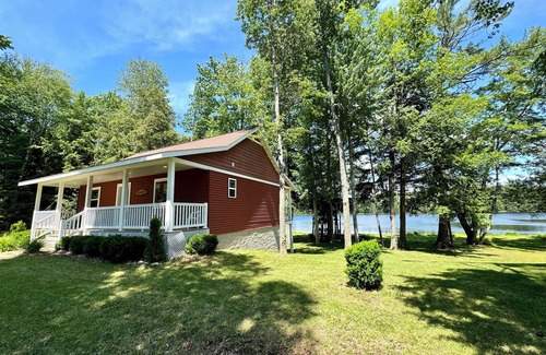 Wetmore House | Private, Beautiful Lake Front Home in Prime Location