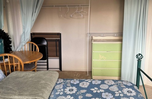 Salinas House | Private Bedroom in Safe, Quiet neighborhood, mature couple hosts