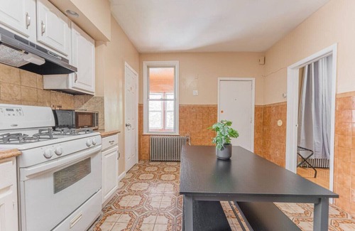 Constable Hook Apartment | Private BR | Wlk to NYC Train 3