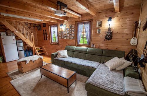 Savnik House | Private Cabin in the Woods