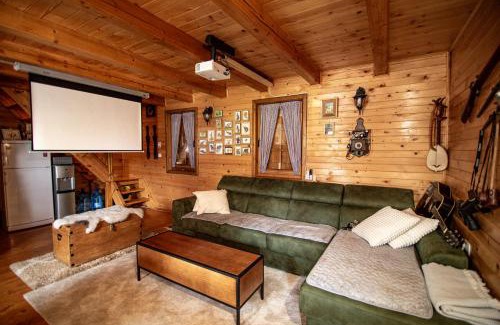 Savnik House | Private Cabin in the Woods
