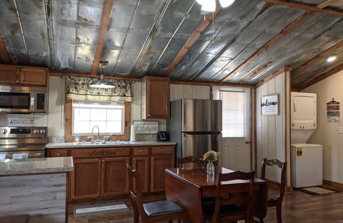 Columbia Cabin | Private cabin located on 7 acres in the country