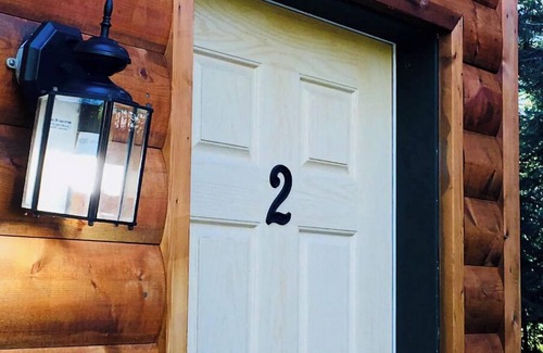 Bear Creek Cabin | Private Cabin with Open Loft - Sleeps 3-6