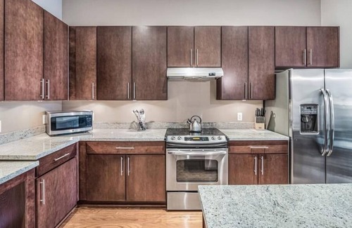 George Washington University Apartment | Private & Clean 1BR | Work Remote | DC Foggy Bottom
