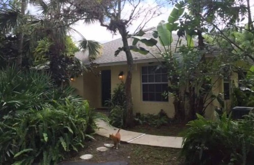 Loxahatchee Cottage | Private Cottage Close to all things Equestrian