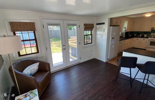 Harwich Center Cottage | Private Cottage close to bike trail and lakes. Dogs Are Welcome!
