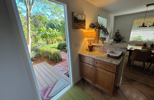 Pine Ridge Cottage | Private Cottage in Nature's Paradise