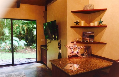 Kailua-Kona Cottage | Private Cottage In The Rain Forest TA065882726401
