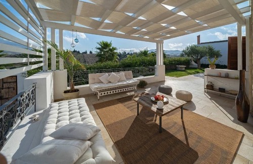 Buseto Palizzolo Villa | Private countryside villa with swimming pool