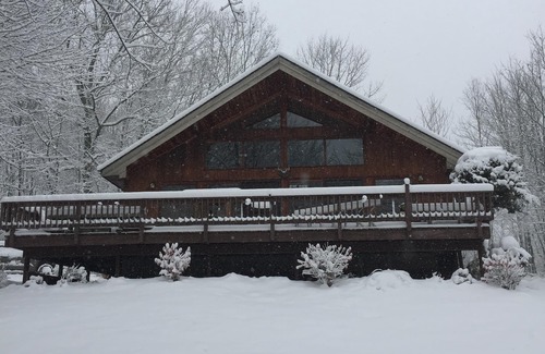 Fleischmanns Ski Chalet | Private Country Chalet With Great Winter Views