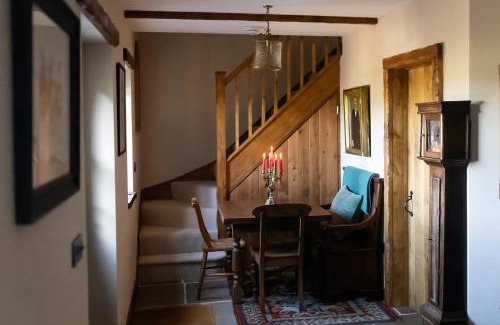 Llangadog House | Private Country Cottage with alfresco garden patio, outdoor tub with country views- Brecon Beacons National Park