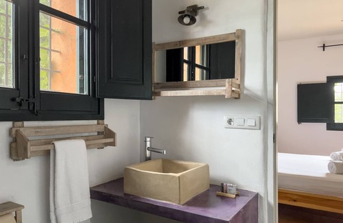 Crespia Cottage | Private Country house Hostal Nou in Crespià with pool
