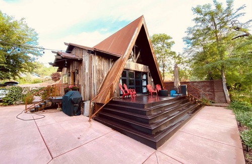 Sedona Cabin | Private Creekside Sanctuary