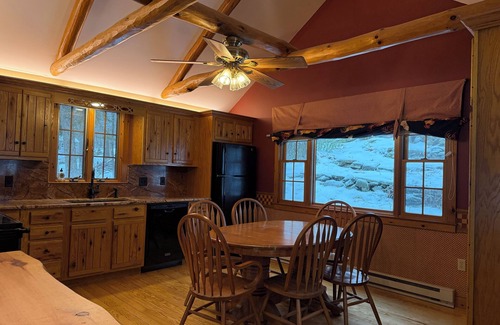 Paupack Cabin | PRIVATE DOCK! Cozy Lakefront Cabin RIGHT on Lake Wallenpaupack